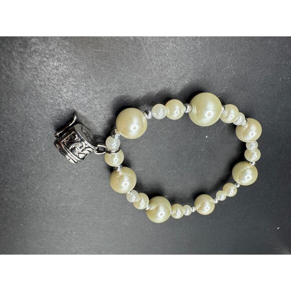 ALEXA'S ANGELS Heart Prayer Box Locket Charm Faux Pearl Beads Bracelet Sz 7.5 - Picture 3 of 8